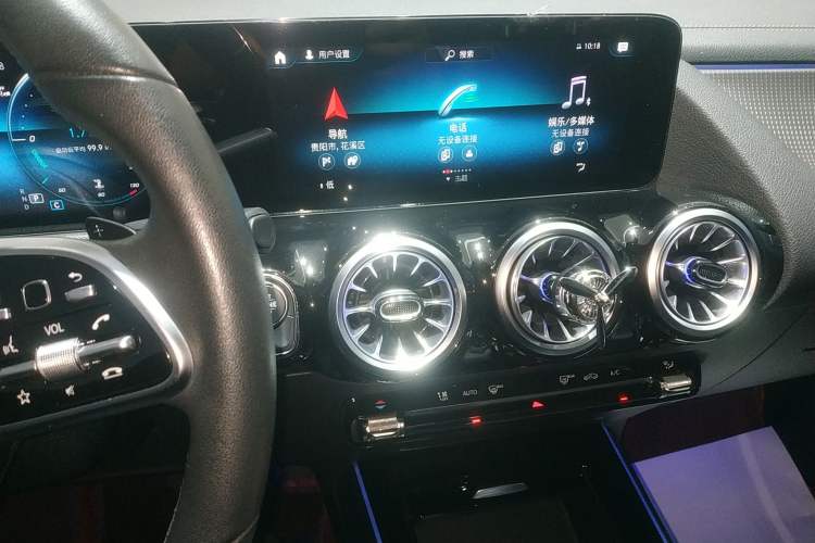 Used Mercedes-Benz GLA 2020 GLA 200 Audio And AC Panel