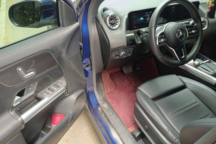 Used Mercedes-Benz GLA 2020 GLA 200 Driver Seat