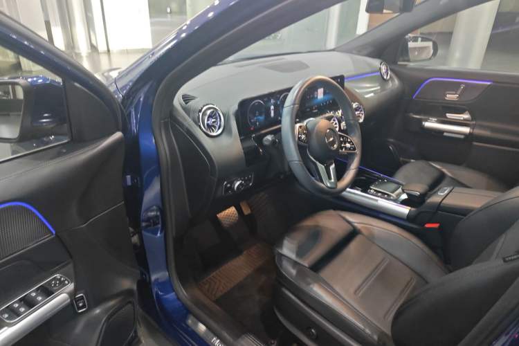 Used Mercedes-Benz GLA 2020 GLA 200 Driver Seat