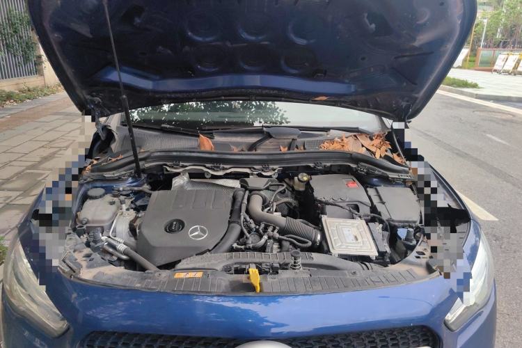 Used Mercedes-Benz GLA 2020 GLA 200 Engine Bay