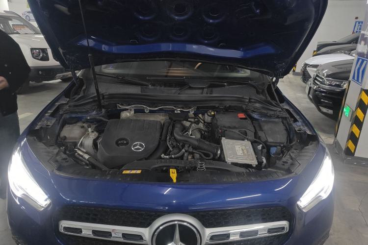 Used Mercedes-Benz GLA 2020 GLA 200 Engine Bay