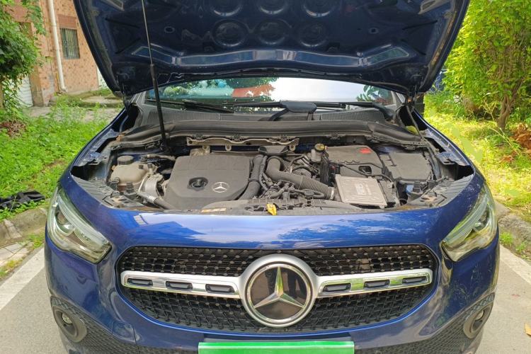 Used Mercedes-Benz GLA 2020 GLA 200 Engine Bay