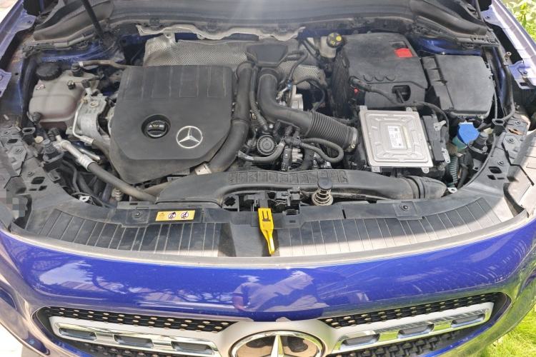 Used Mercedes-Benz GLA 2020 GLA 200 Engine Bay