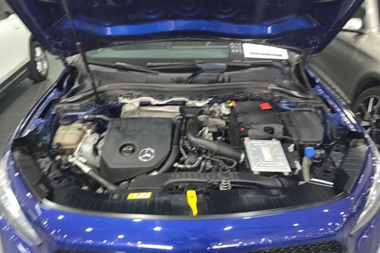 Used Mercedes-Benz GLA 2020 GLA 200 Engine Bay