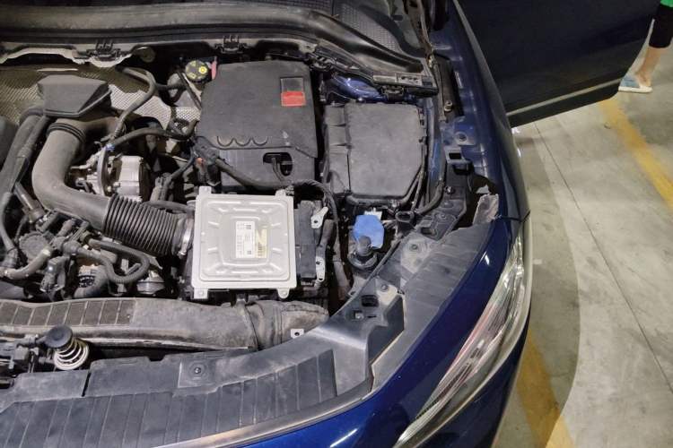 Used Mercedes-Benz GLA 2020 GLA 200 Engine Bay Left