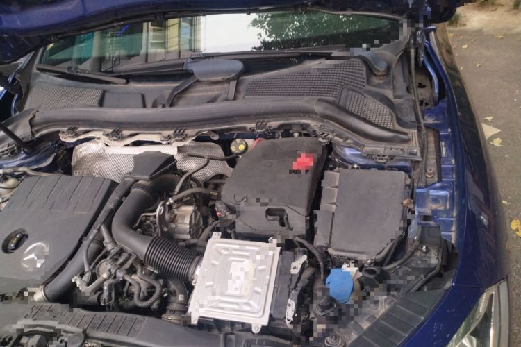 Used Mercedes-Benz GLA 2020 GLA 180 Engine Bay Left