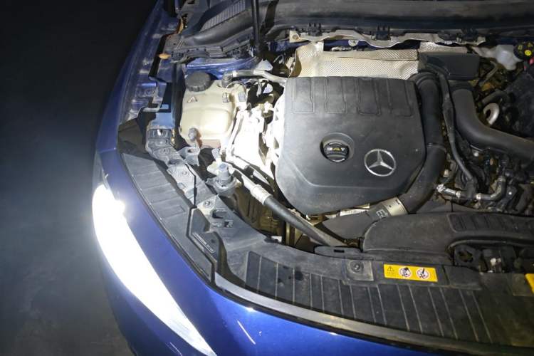 Used Mercedes-Benz GLA 2020 GLA 180 Engine Bay Right