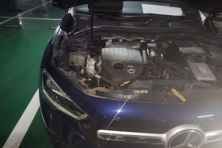 Used Mercedes-Benz GLA 2020 GLA 180 Engine Bay Right