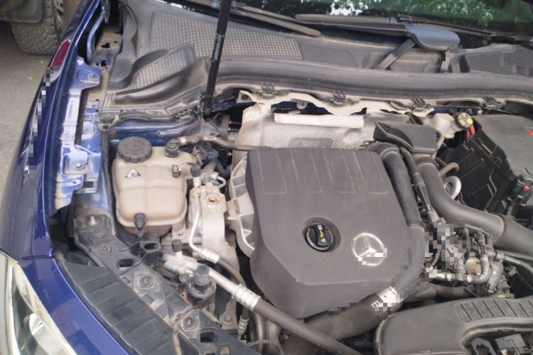 Used Mercedes-Benz GLA 2020 GLA 180 Engine Bay Right