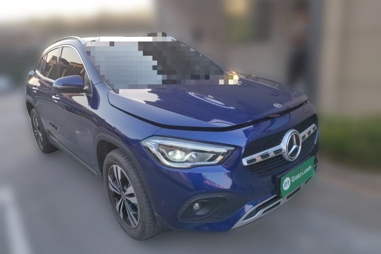 Used Mercedes-Benz GLA 2020 GLA 200 Front Right 45 Deg