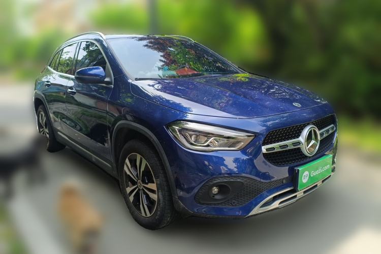 Used Mercedes-Benz GLA 2020 GLA 200 Front Right 45 Deg