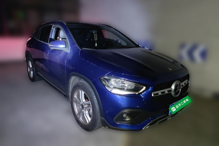 Used Mercedes-Benz GLA 2020 GLA 180 Front Right 45 Deg