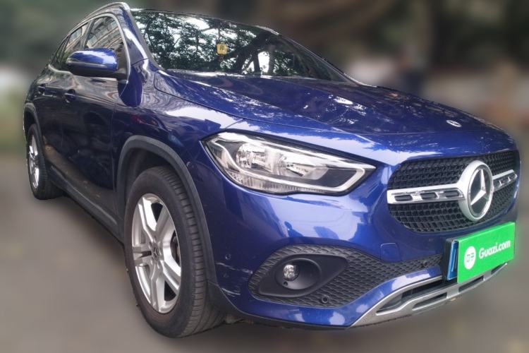 Used Mercedes-Benz GLA 2020 GLA 180 Front Right 45 Deg