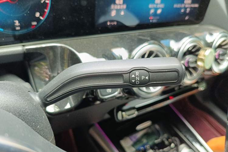 Used Mercedes-Benz GLA 2020 GLA 200 Gear Lever