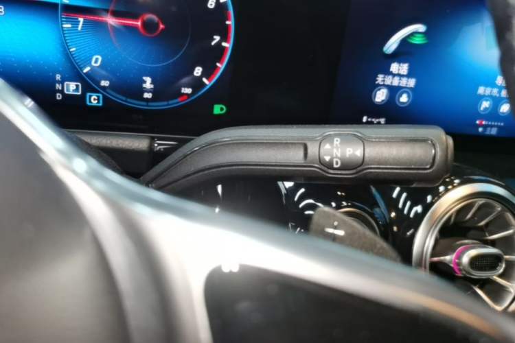 Used Mercedes-Benz GLA 2020 GLA 200 4MATIC Gear Lever
