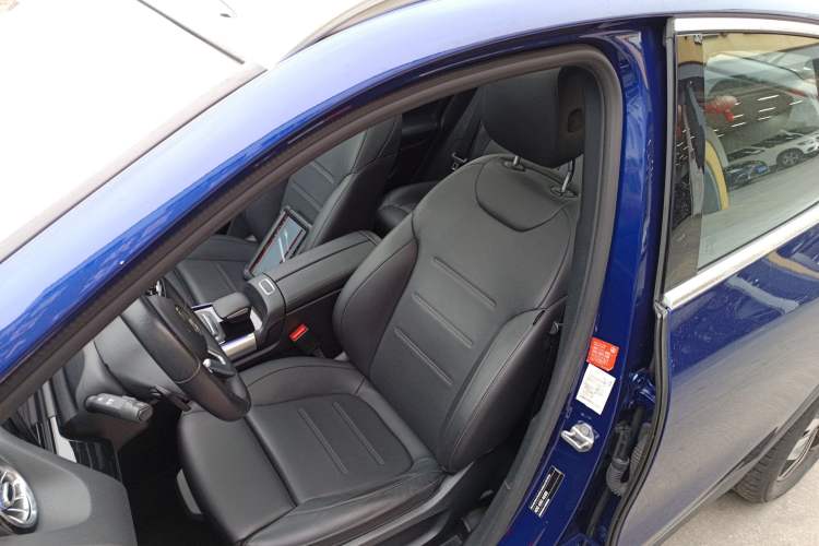 Used Mercedes-Benz GLA 2020 GLA 200 Left Front Seat