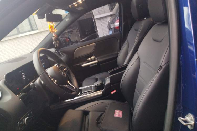 Used Mercedes-Benz GLA 2020 GLA 180 Left Front Seat