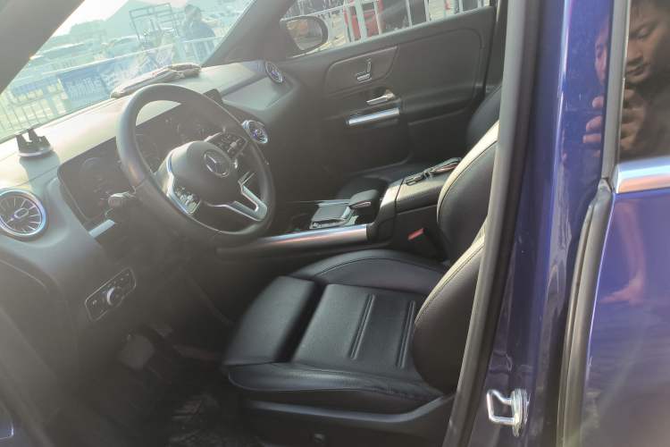 Used Mercedes-Benz GLA 2020 GLA 200 Left Front Seat