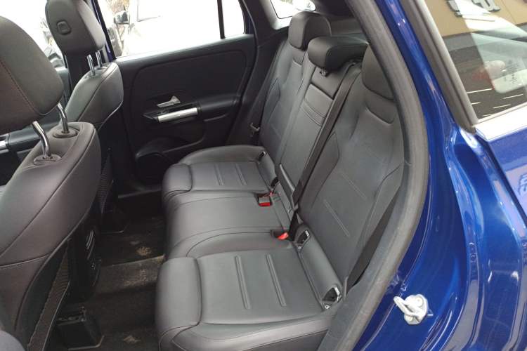 Used Mercedes-Benz GLA 2020 GLA 200 Left Rear Seat