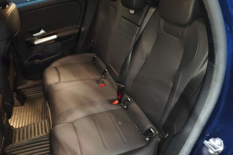 Used Mercedes-Benz GLA 2020 GLA 200 Left Rear Seat