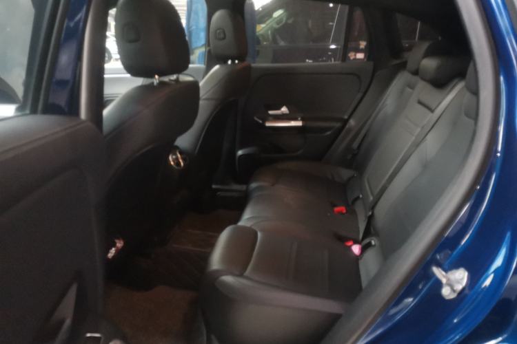 Used Mercedes-Benz GLA 2020 GLA 180 Left Rear Seat