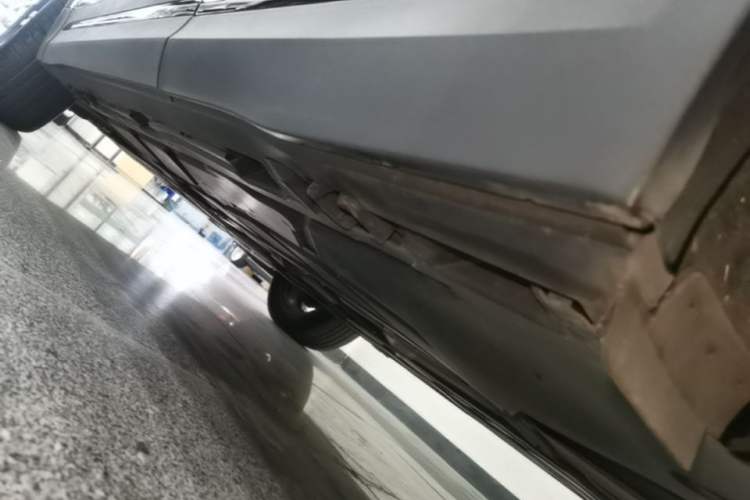 Used Mercedes-Benz GLA 2020 GLA 200 4MATIC Left Side Sill