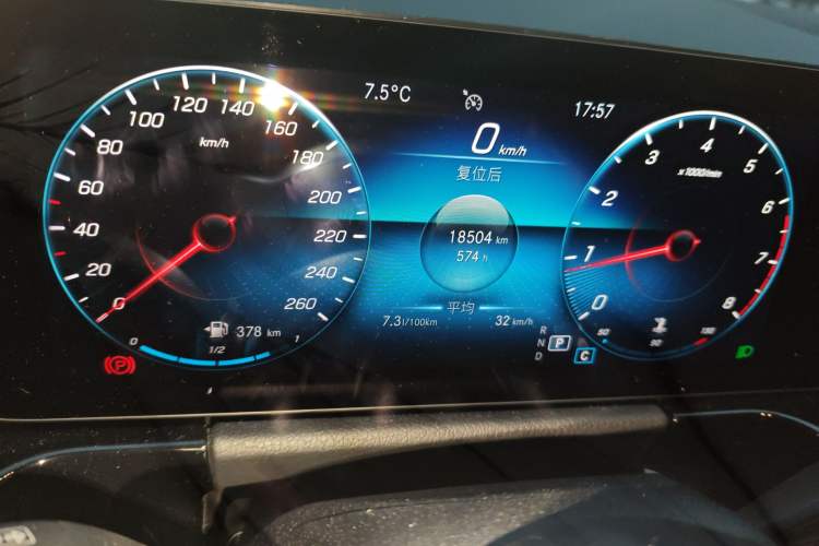 Used Mercedes-Benz GLA 2020 GLA 200 Odometer Close Up