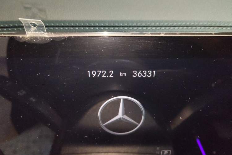 Used Mercedes-Benz GLA 2020 GLA 200 Odometer Close Up