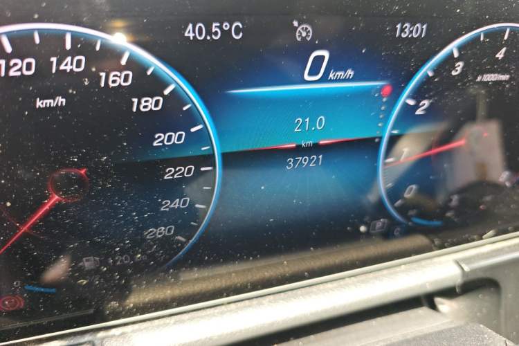 Used Mercedes-Benz GLA 2020 GLA 200 Odometer Close Up
