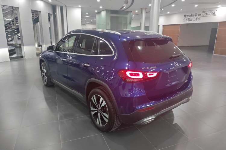 Used Mercedes-Benz GLA 2020 GLA 200 Rear Left 45 Deg