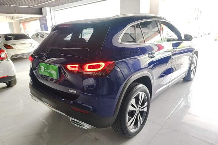 Used Mercedes-Benz GLA 2020 GLA 200 Rear Right 45 Deg