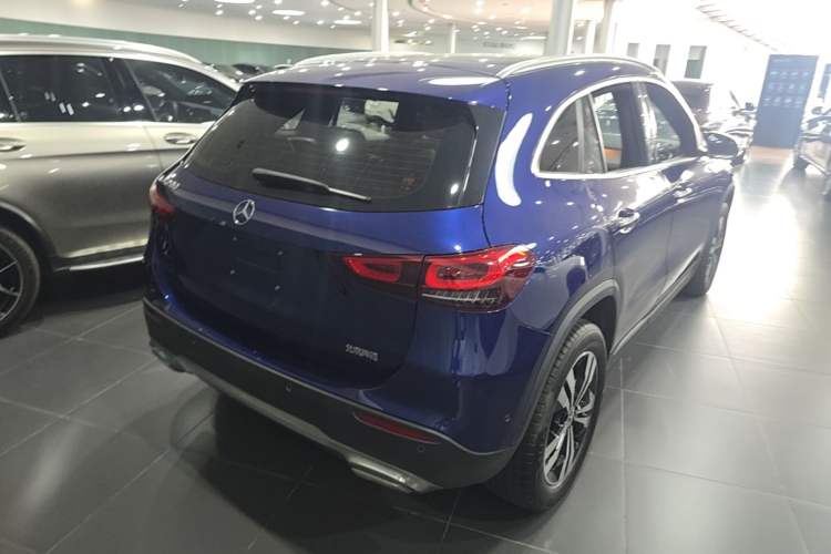 Used Mercedes-Benz GLA 2020 GLA 200 Rear Right 45 Deg