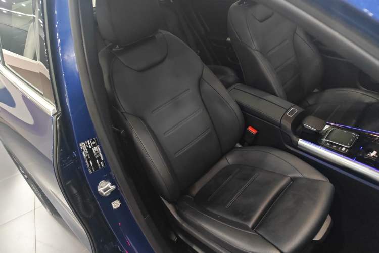 Used Mercedes-Benz GLA 2020 GLA 200 Right Front Seat