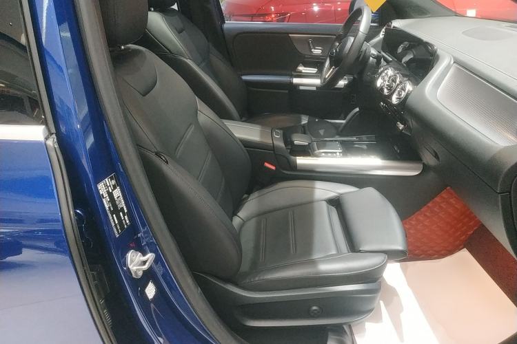 Used Mercedes-Benz GLA 2020 GLA 200 Right Front Seat