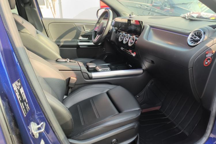 Used Mercedes-Benz GLA 2020 GLA 200 Right Front Seat