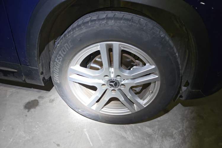 Used Mercedes-Benz GLA 2020 GLA 180 Right Front Wheel Hub