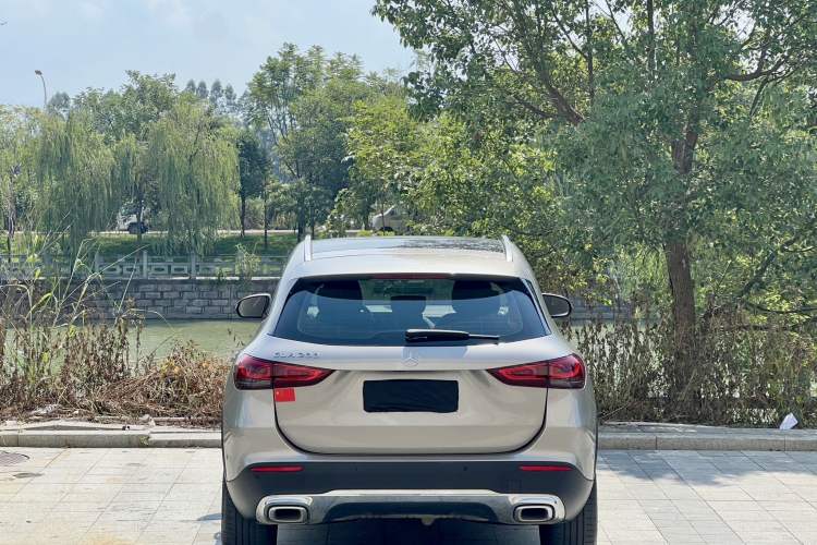 Used Mercedes-Benz GLA 2020 GLA 200 Exterior 4