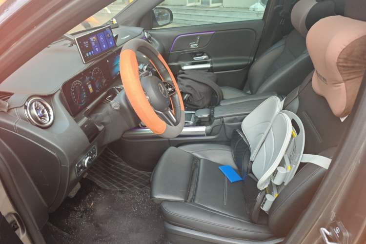 Used Mercedes-Benz GLA 2020 GLA 200 Left Front Seat
