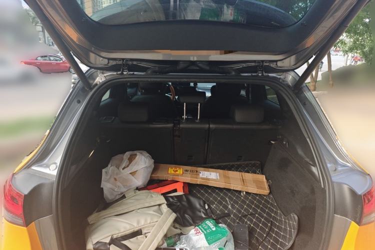Used Mercedes-Benz GLA 2020 GLA 200 Trunk