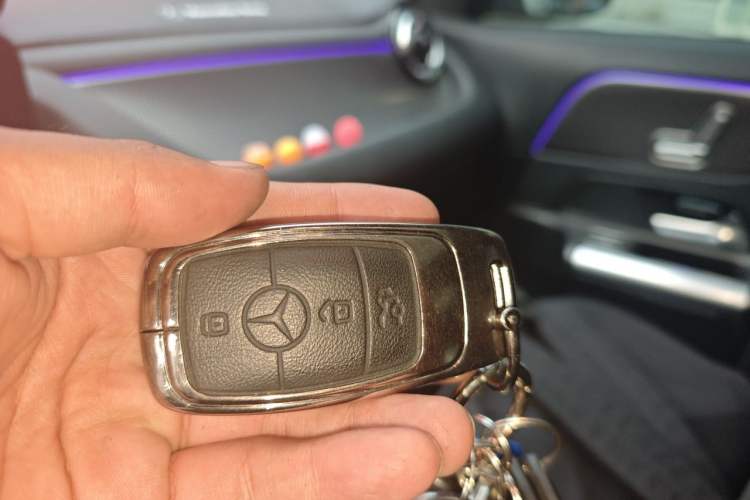 Used Mercedes-Benz GLA 2020 GLA 200 Vehicle Key