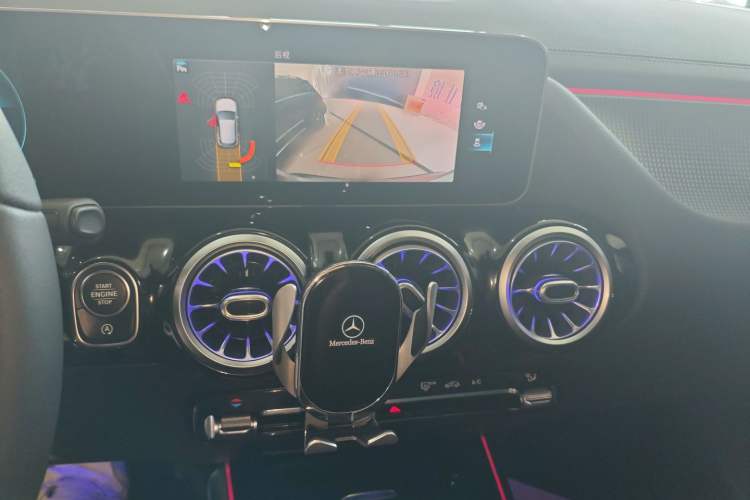 Used Mercedes-Benz GLA 2020 GLA 200 Audio And AC Panel