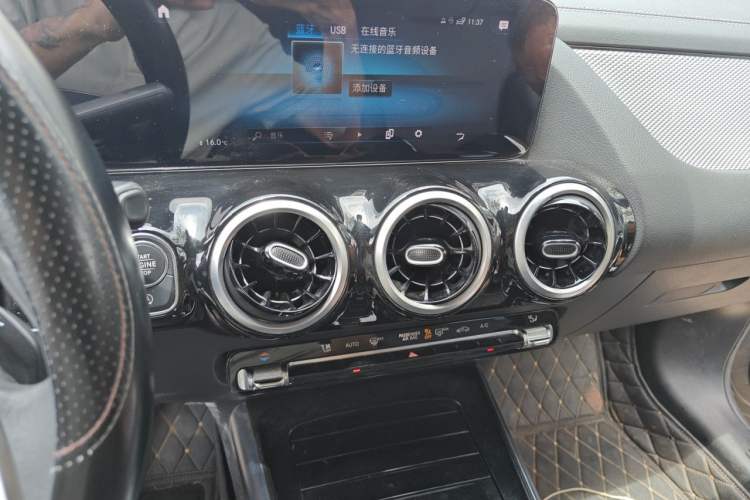 Used Mercedes-Benz GLA 2020 GLA 180 Audio And AC Panel