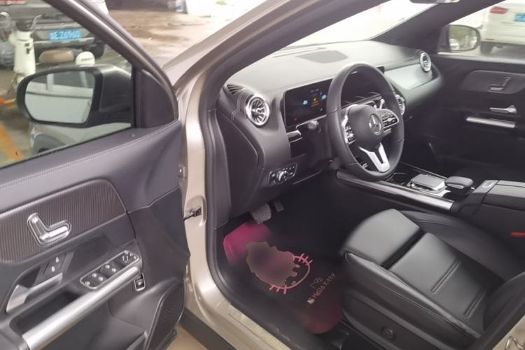 Used Mercedes-Benz GLA 2020 GLA 200 Driver Seat