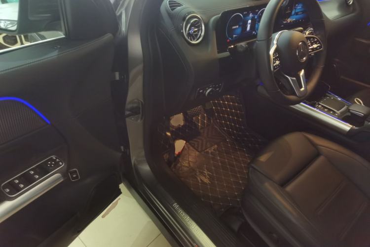 Used Mercedes-Benz GLA 2020 GLA 200 Driver Seat