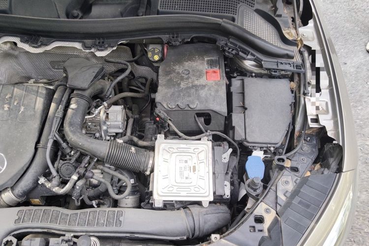 Used Mercedes-Benz GLA 2020 GLA 200 Engine Bay Left