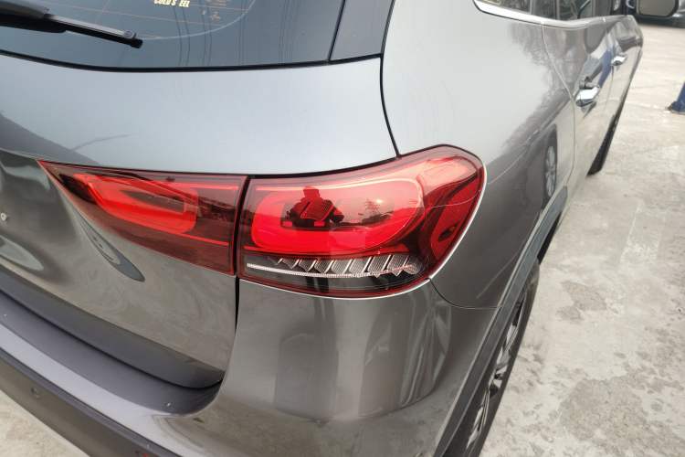 Used Mercedes-Benz GLA 2020 GLA 200 Exterior 6