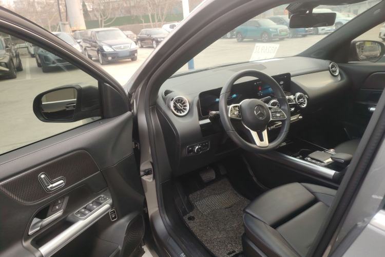 Used Mercedes-Benz GLA 2020 GLA 200 Interior 3