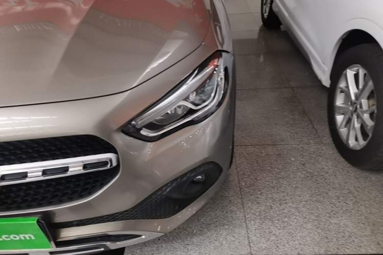 Used Mercedes-Benz GLA 2020 GLA 200 Left Front Headlight