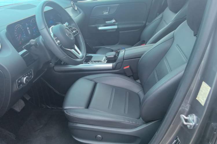 Used Mercedes-Benz GLA 2020 GLA 200 Left Front Seat