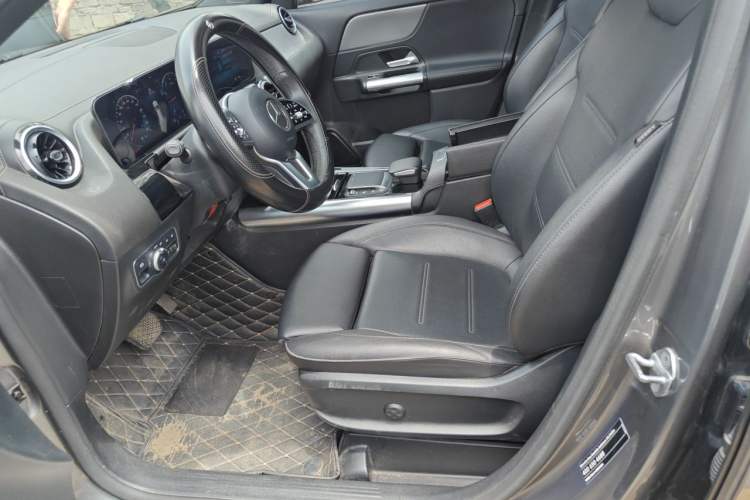 Used Mercedes-Benz GLA 2020 GLA 180 Left Front Seat